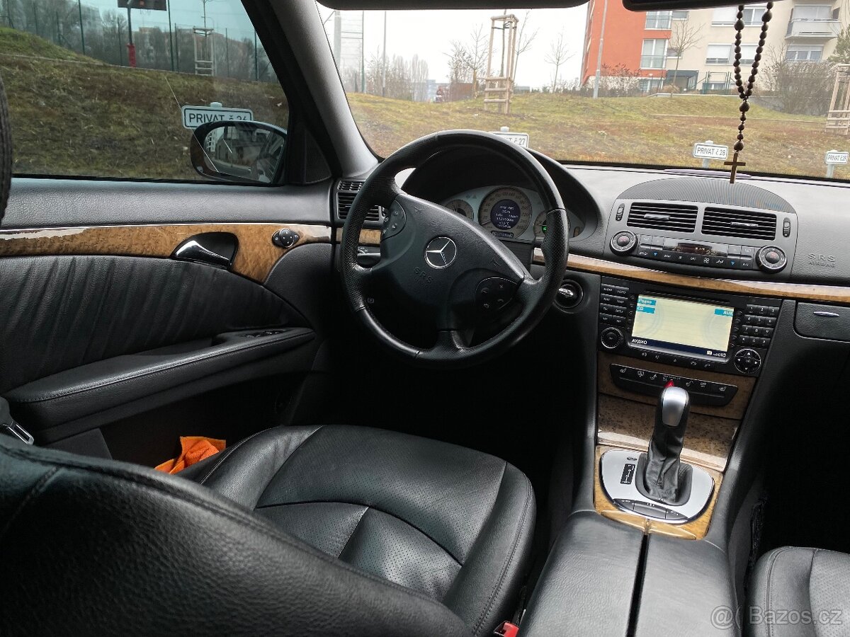 Mercedes w211 e320 - 8