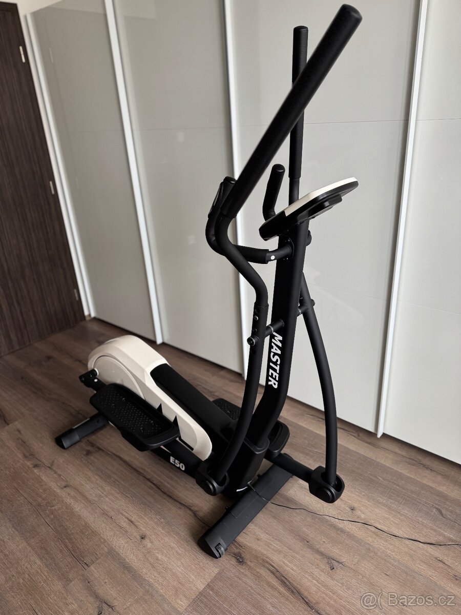 Master E50 – domácí eliptický trenažér 2021 – výborný stav - 8