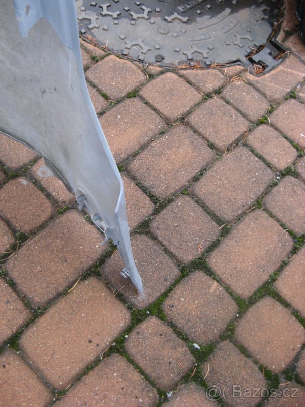 renault flunce pravý přední blatník - 8