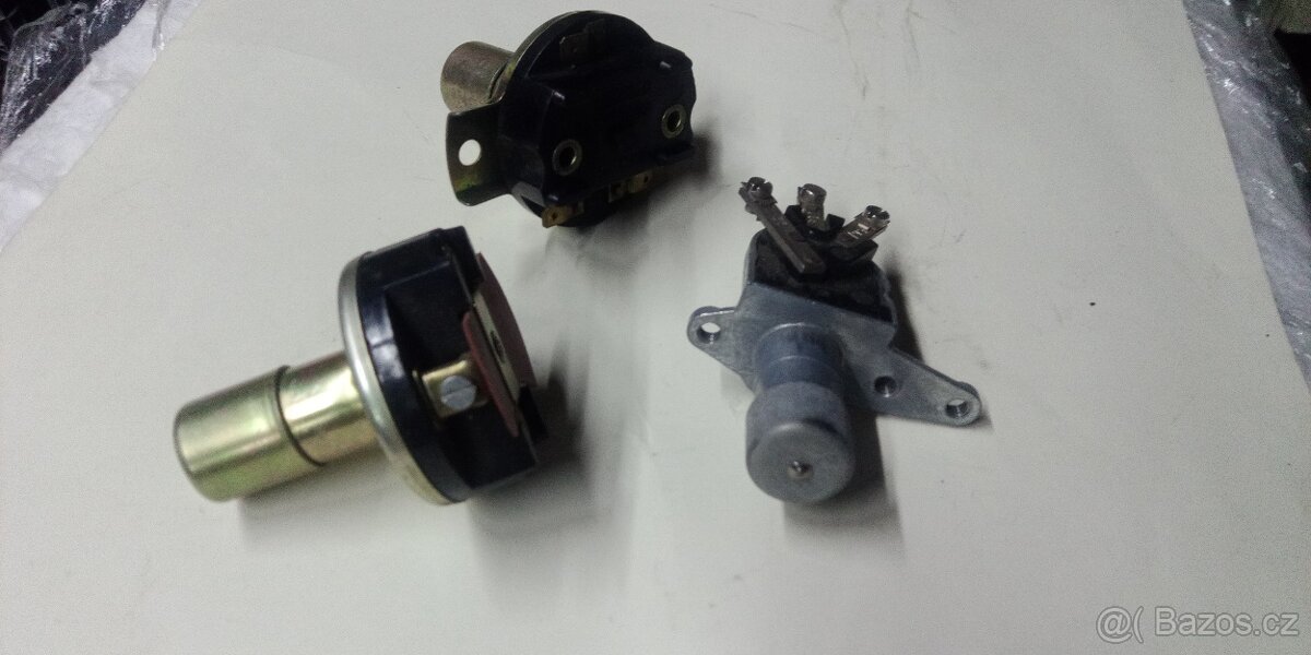 Trabant Wartburg nožní přepínač - 8