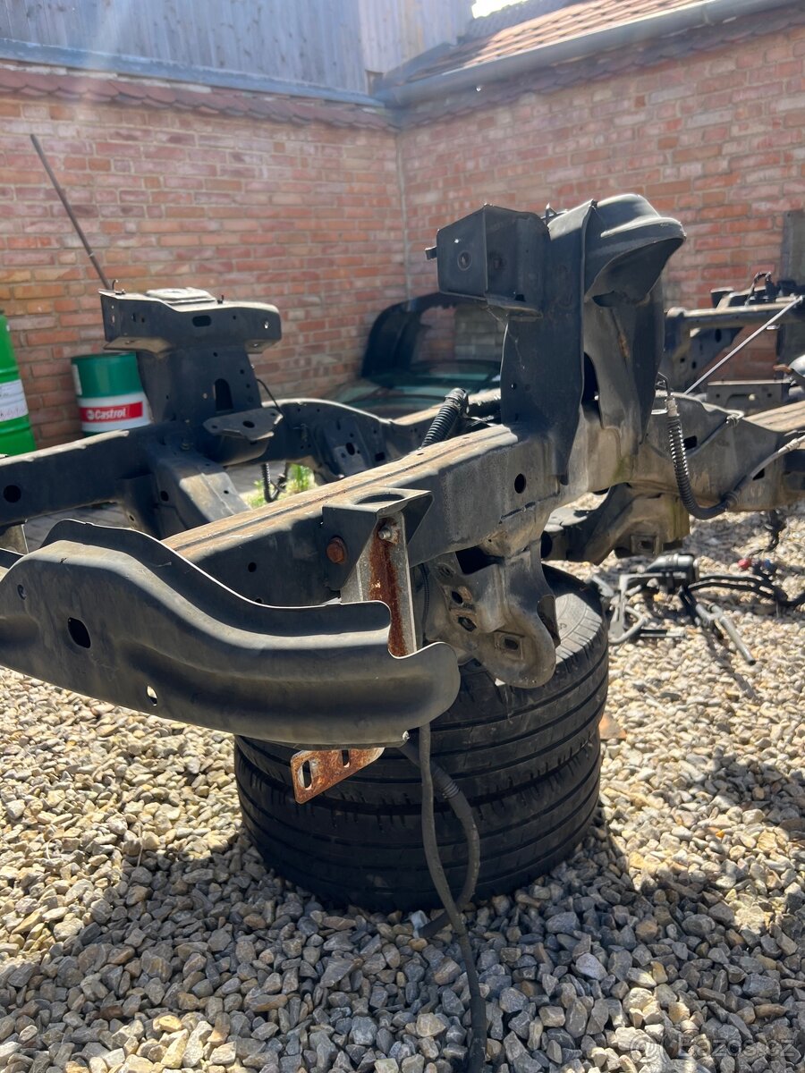 Volkswagen Amarok - 8