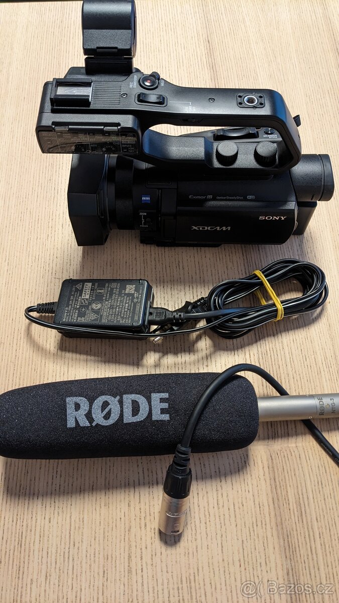 SONY PXW-X70, statív, Manfrotto MHXPRO-3W, RODE NTG3 - 8