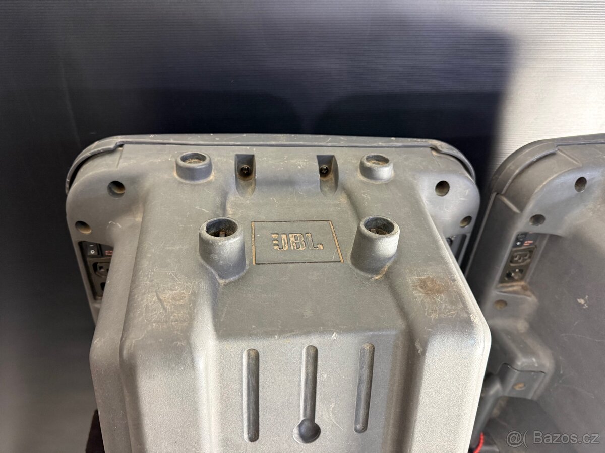 JBL EON Power SUB 15" - 8