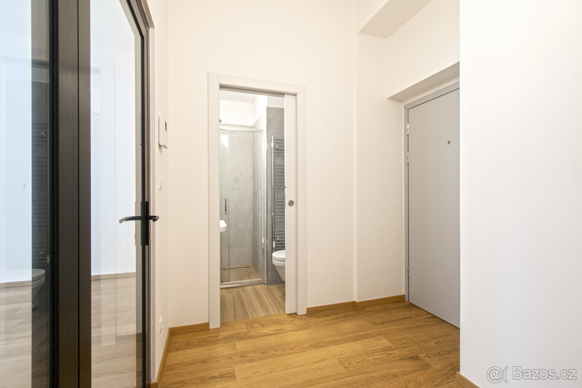 Pronájem bytu 1+kk, Krásova, Praha - Žižkov, 18 200 Kč/měs., - 8
