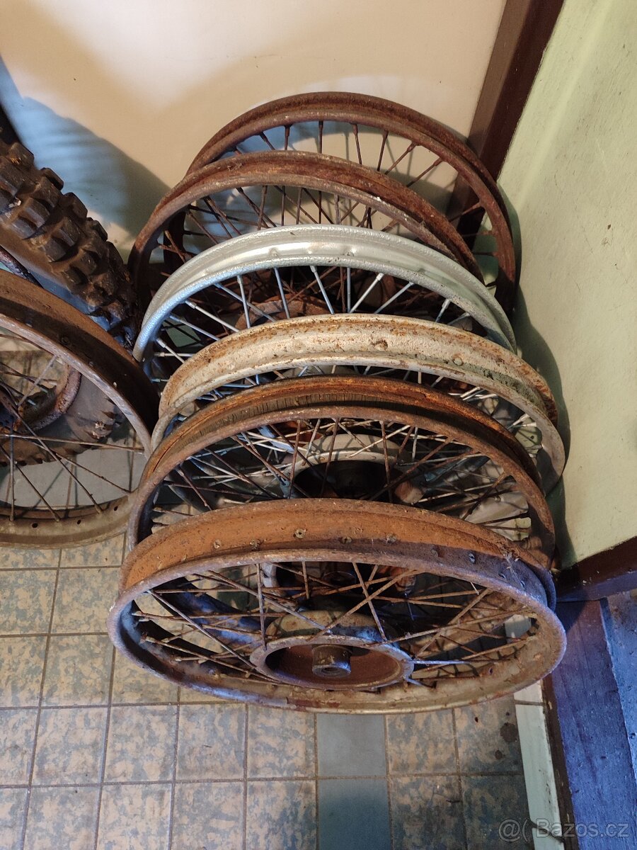 Kola Jawa pérák - 8