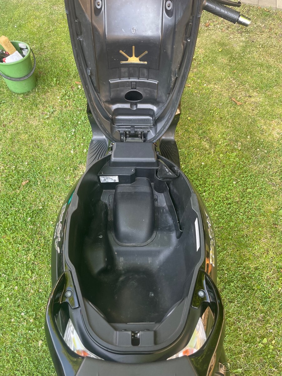 PIAGGIO Beverly 300 Police - 8