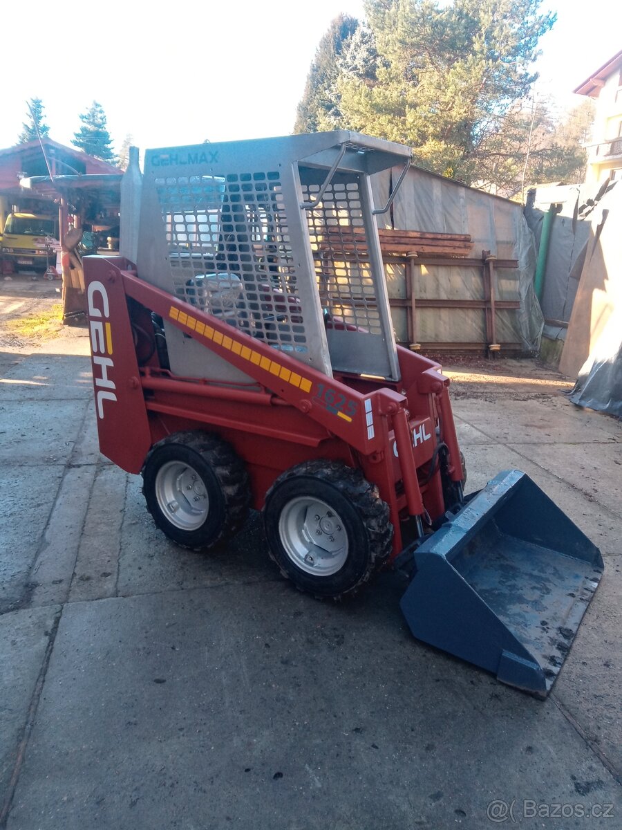 Smykovy nakladac - 8