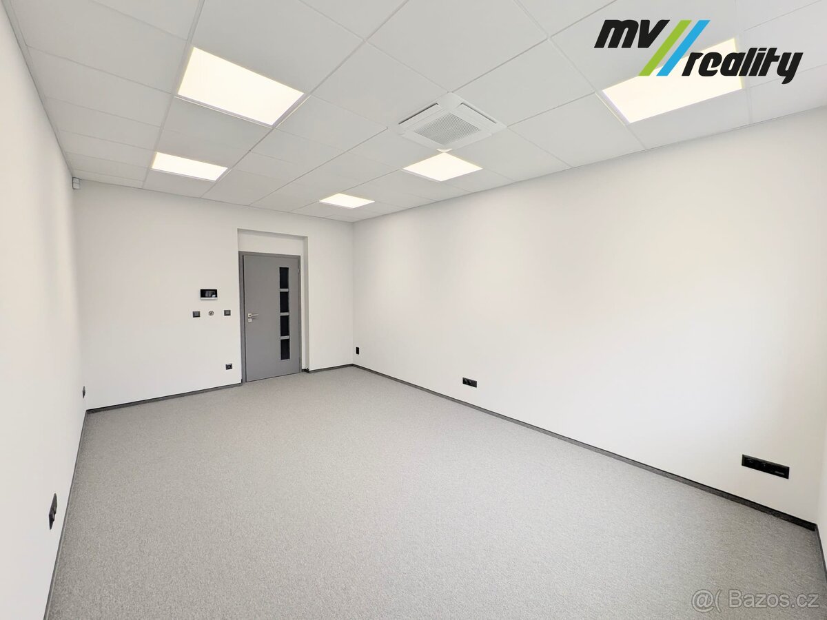 Milovice, pronájem moderních kanceláří o velikostech 20,5 m2 - 8