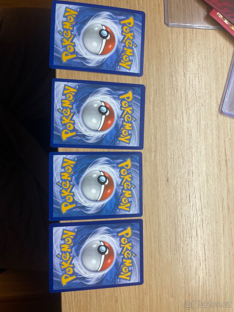 Pokémon karty - 8