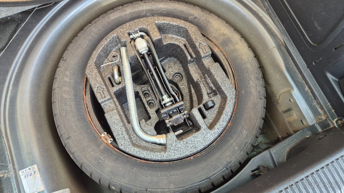 Škoda Fabia II 1.2 TSi 63Kw 2011 2. MAJITEL - 8