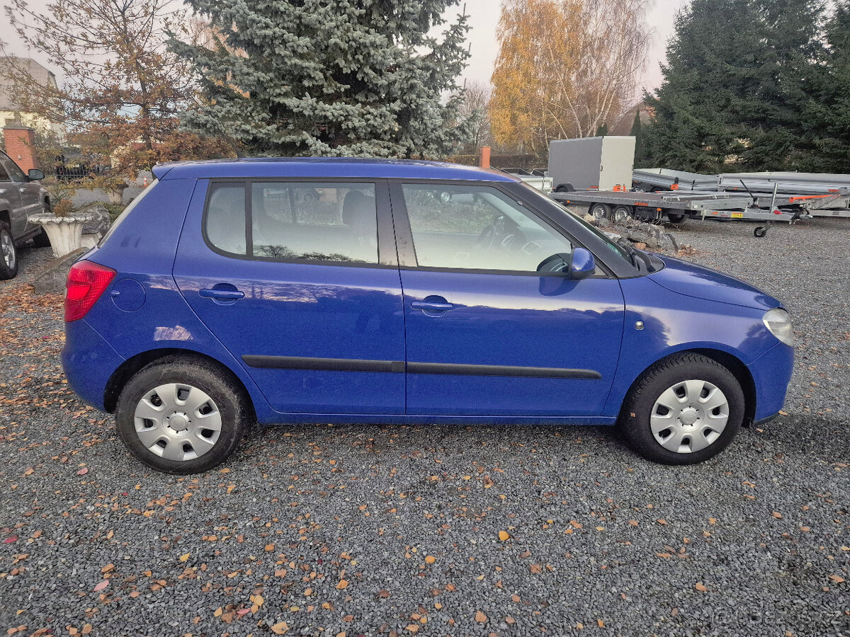 Škoda Fabia II 1.4 16V 63kW, NOVÁ STK - 8