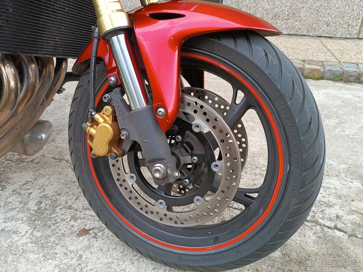 Honda Hornet 600 - 8