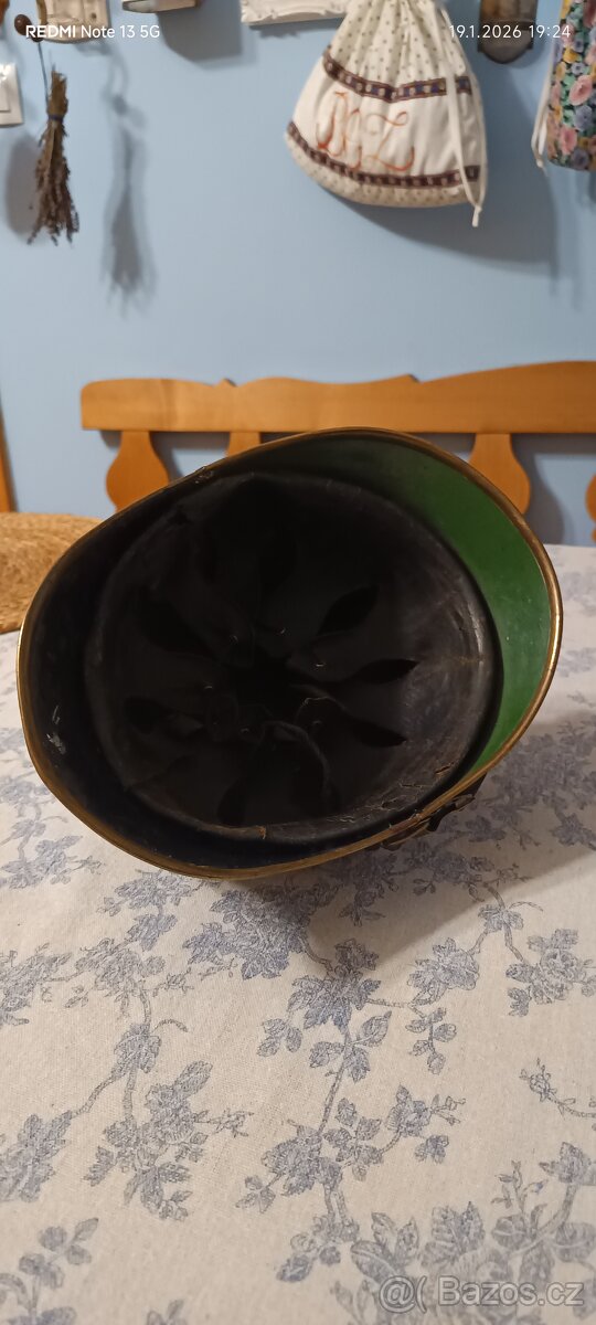 Stará Hasičská helma - 8