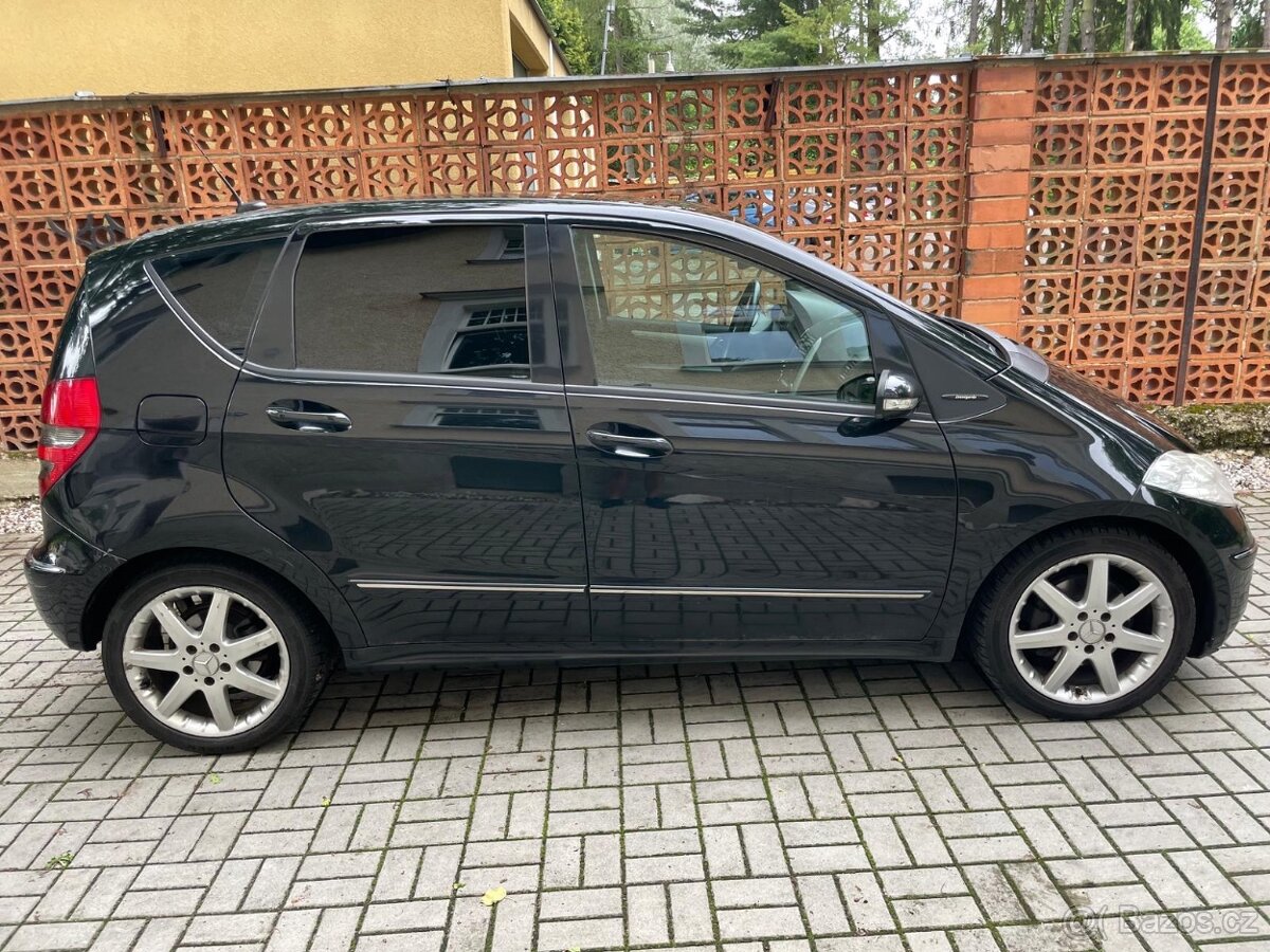 MERCEDES-BENZ A 2.0 turbo 142KW - 8
