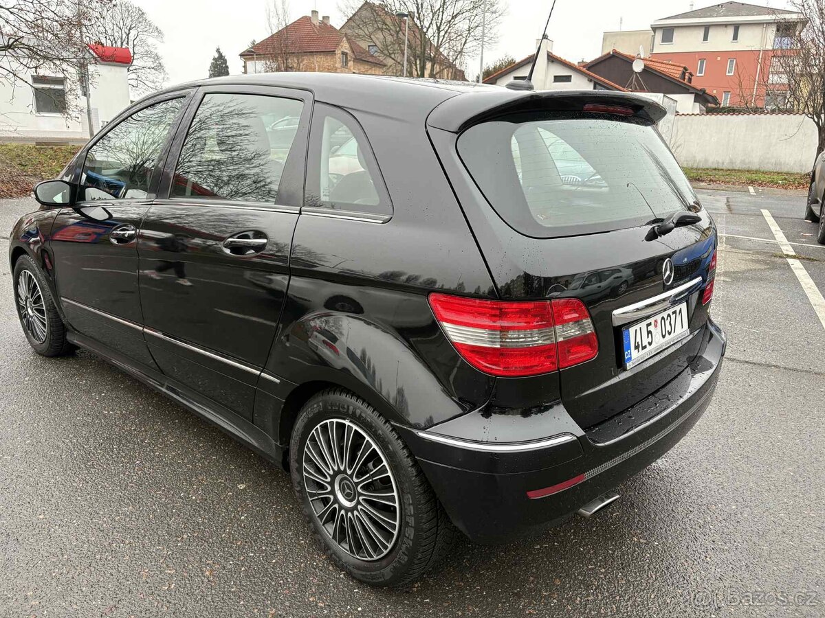 PRODÁM MERCEDES BENZ B 200 - 8