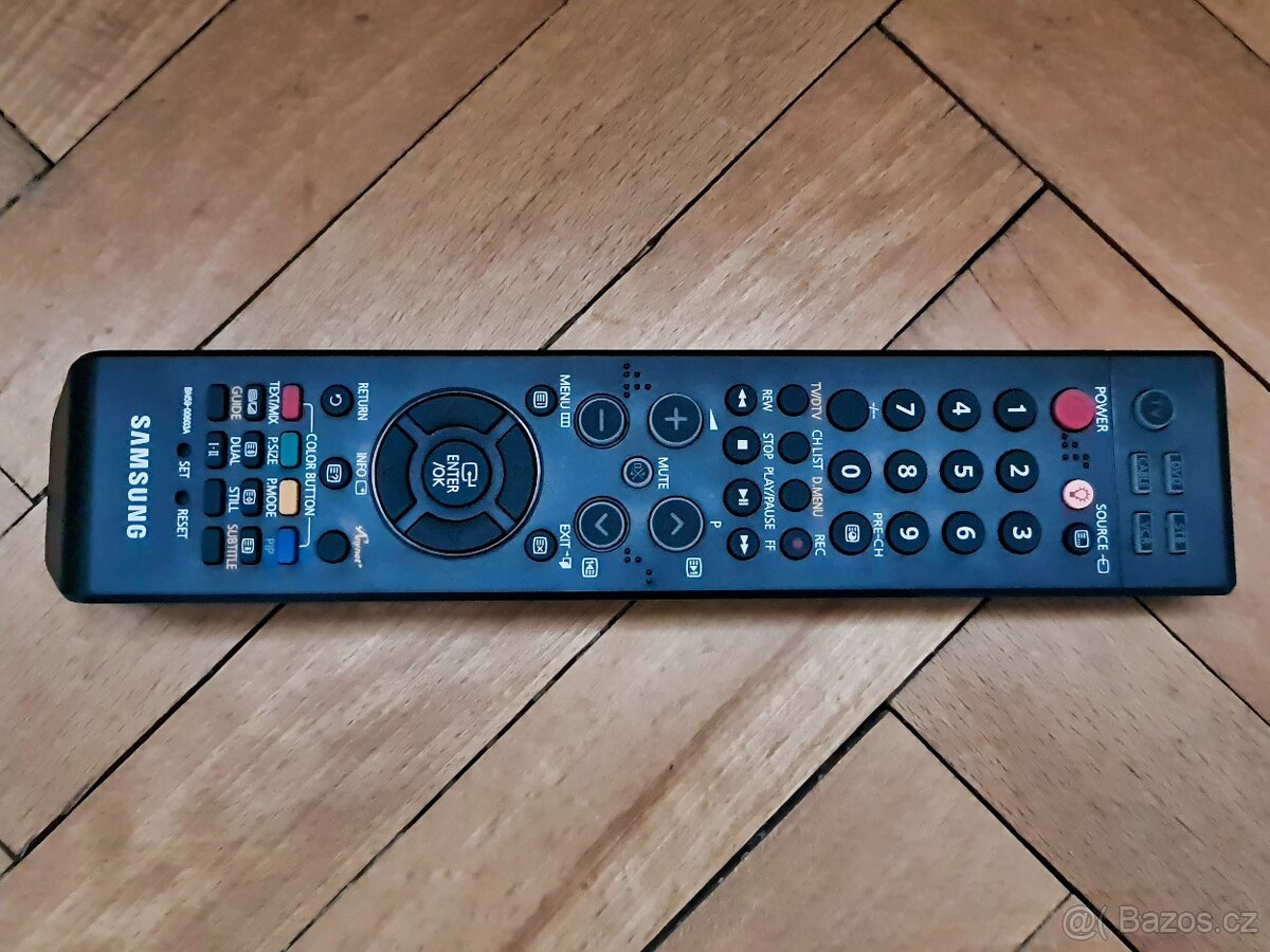 LED 32" Samsung UE32K4102 - 8