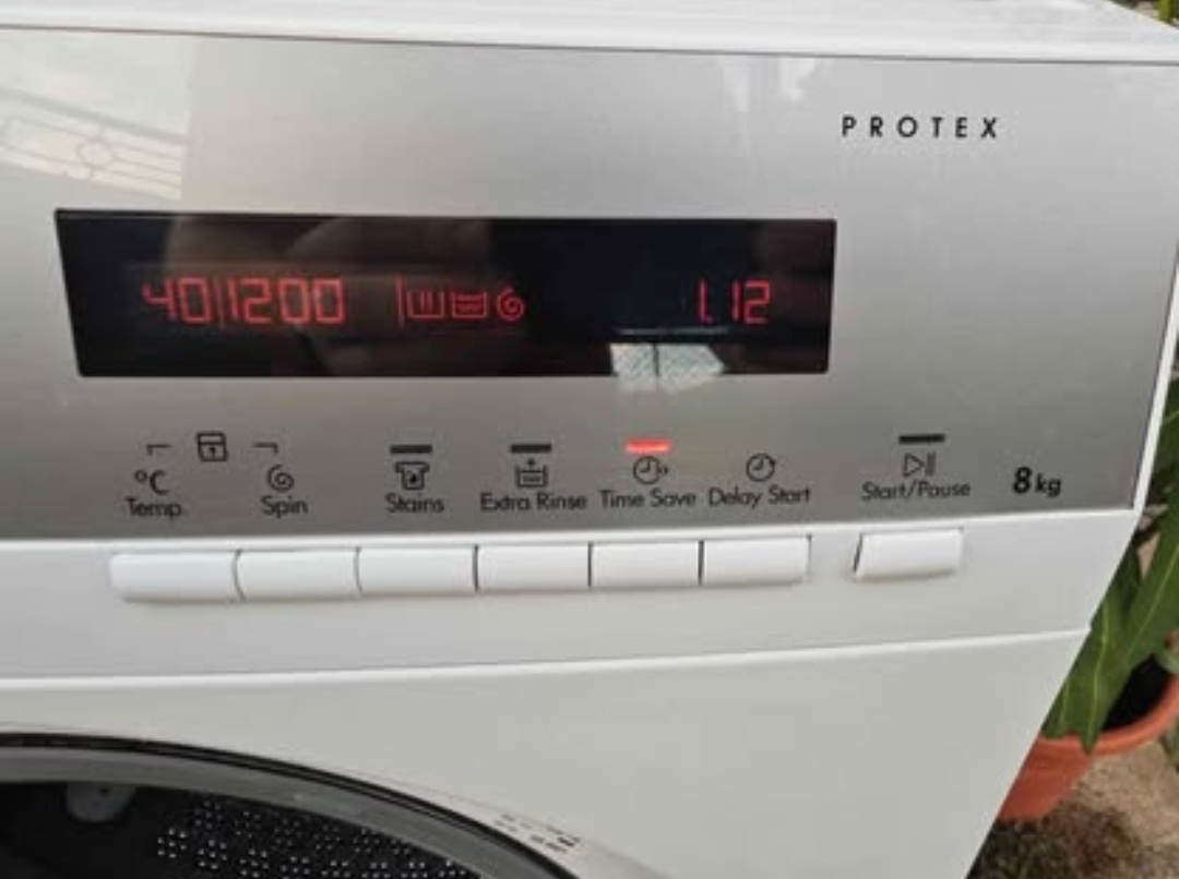 AEG A+++,8kg, Fuzzy logic, tichá,30min prog., parní programy - 8