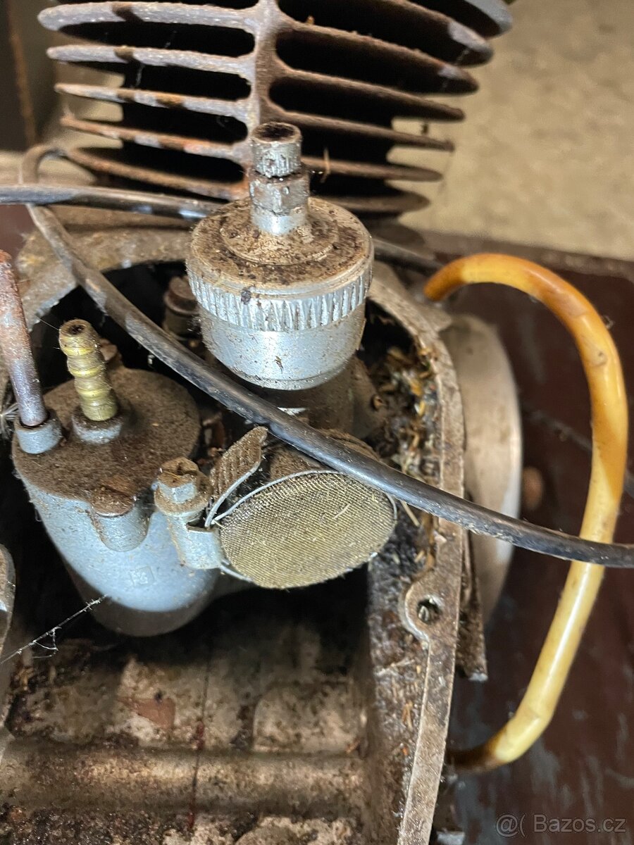 CZ 150 motor - 8
