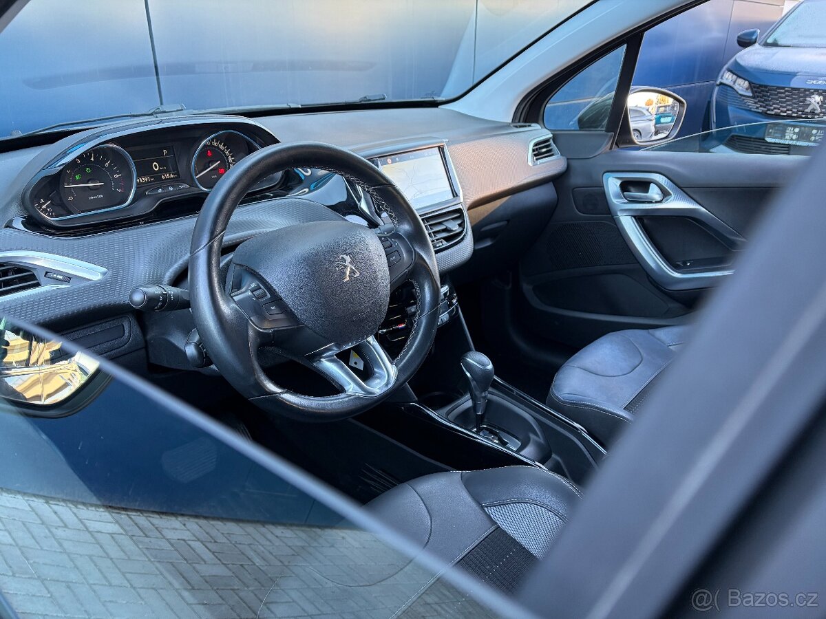 Peugeot 2008 ALLURE 110 koní, Automat, Navigace - 8