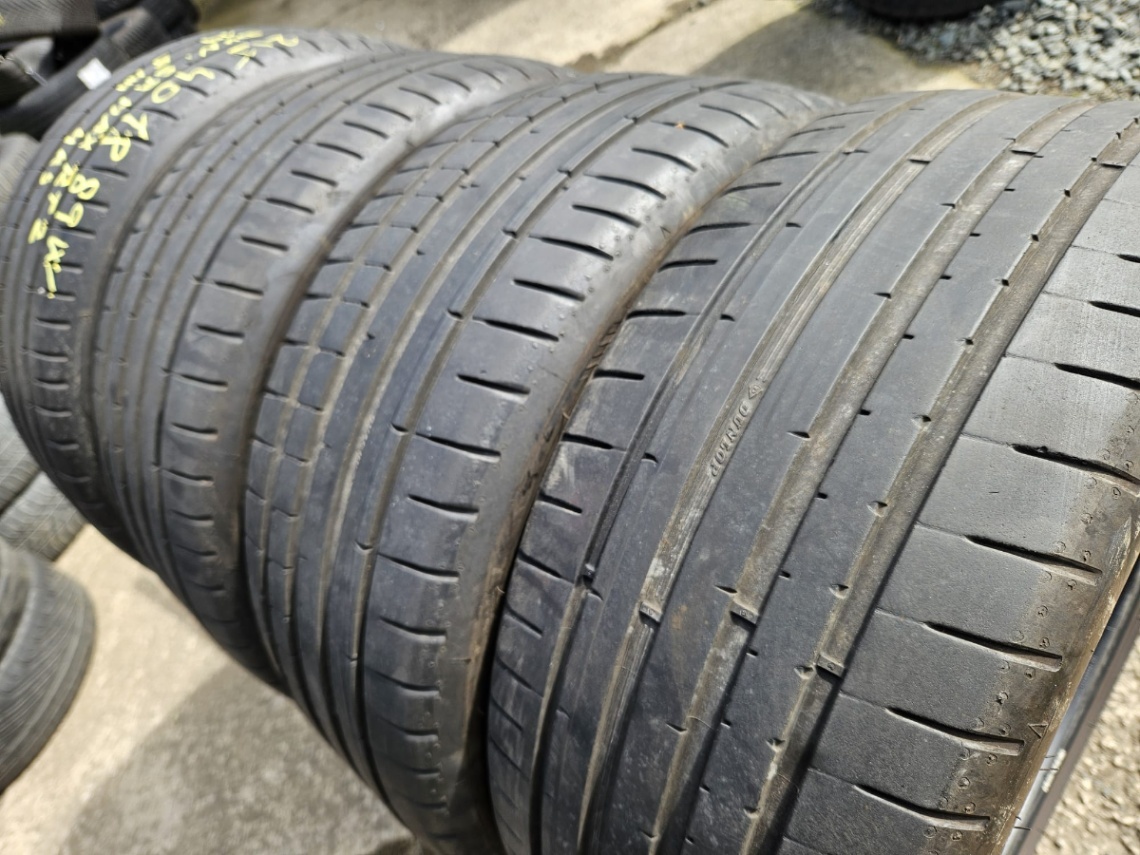 215/40R18 - 8
