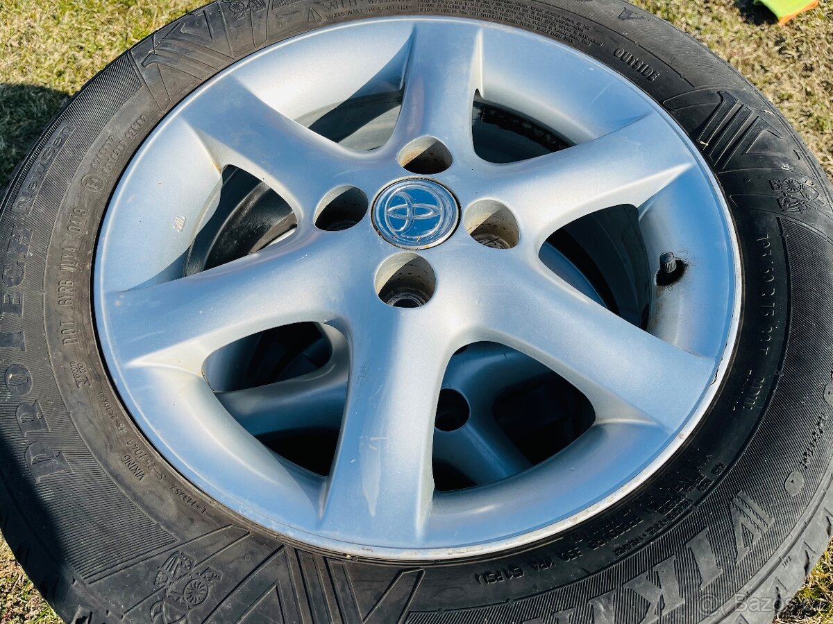 Prodám alu kola Toyota Corolla e12 - 8