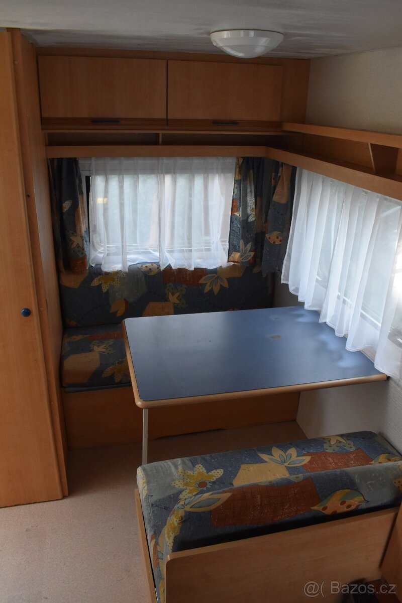 Obytný přívěs Caravelair Silver 390 - 8