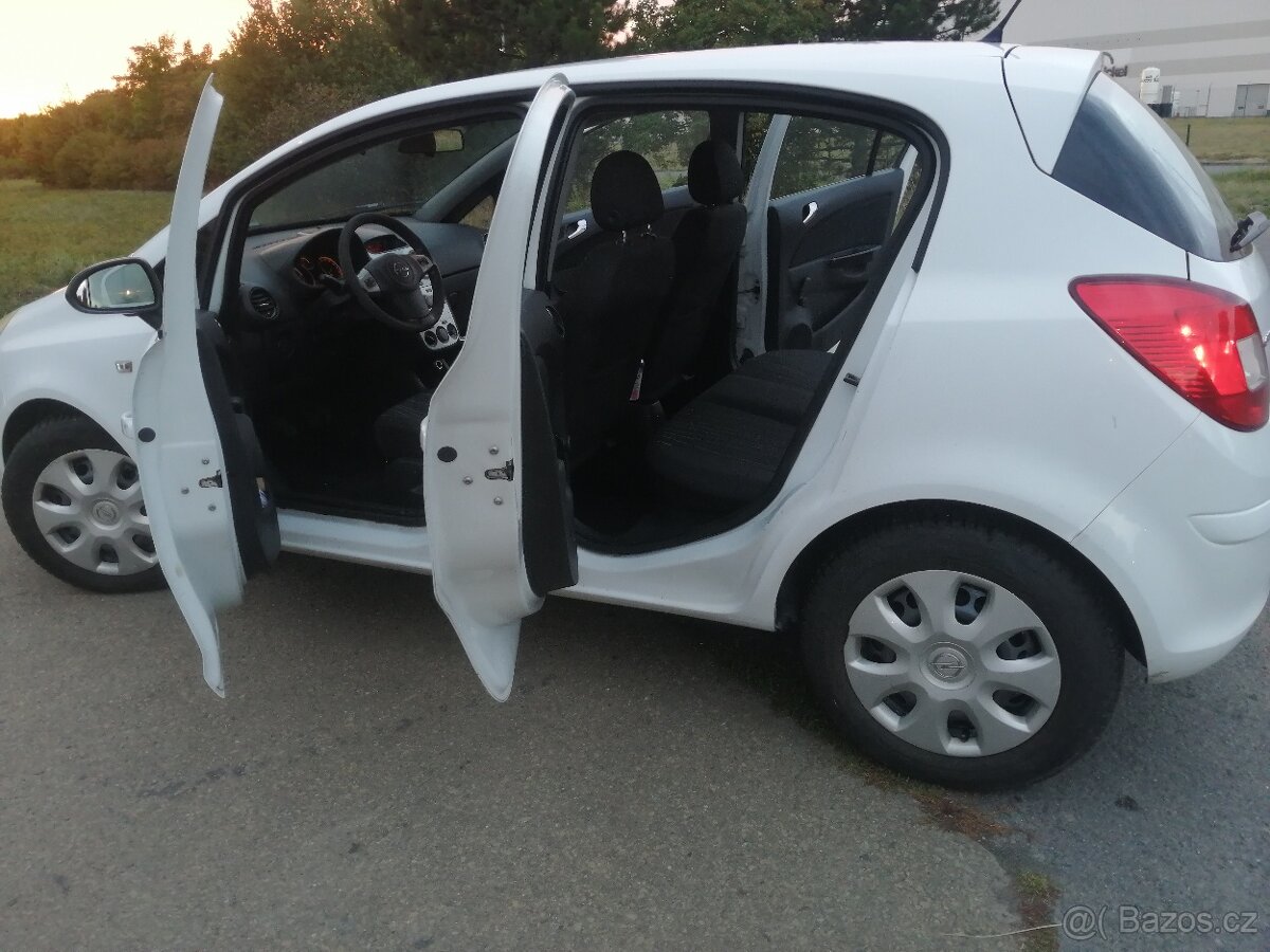Opel Corsa 1.3cdti - 8