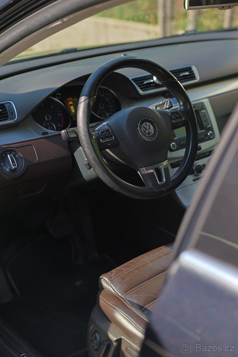 Volkswagen Passat B7 2012 - 8