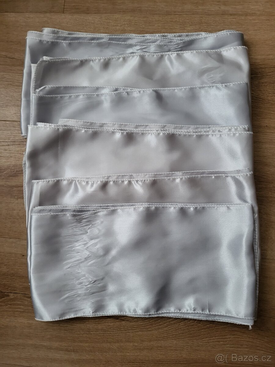 Kompletní svatební výzdoba, kytice luční kvítí, slavobrána - 8