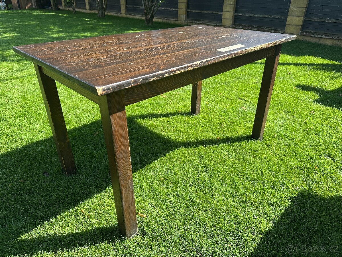 Židle TON, masivní stoly a lavice ze smrkového dřeva - 8