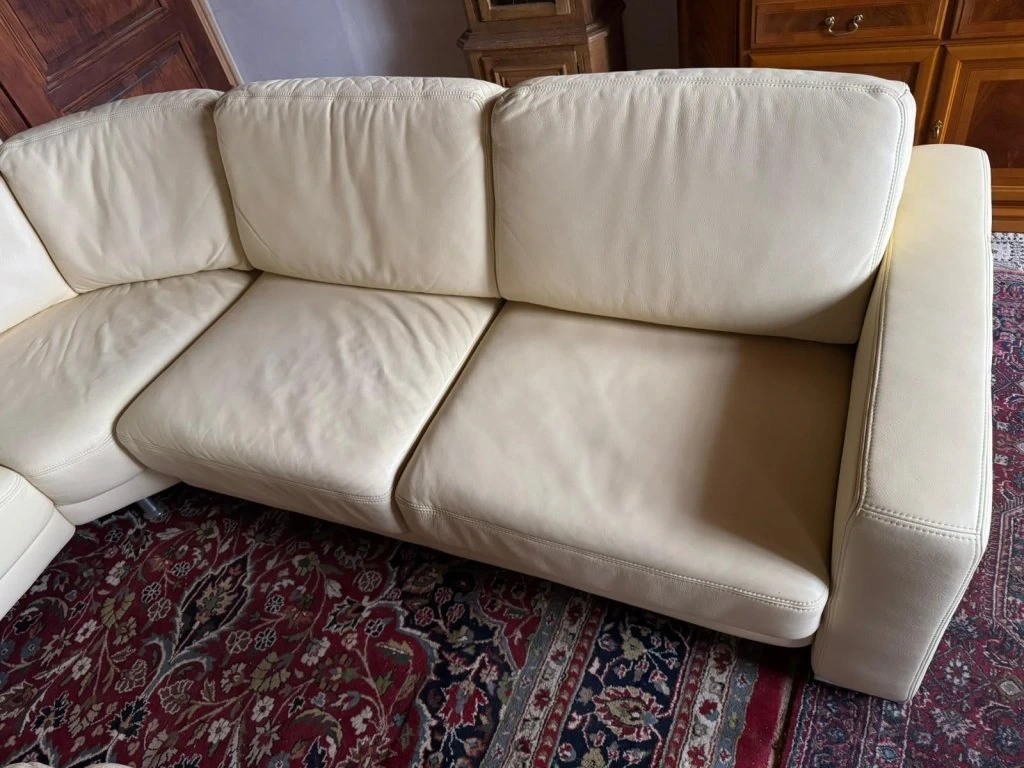 Moderní rohová kožená sedací souprava + taburet,3221 - 8