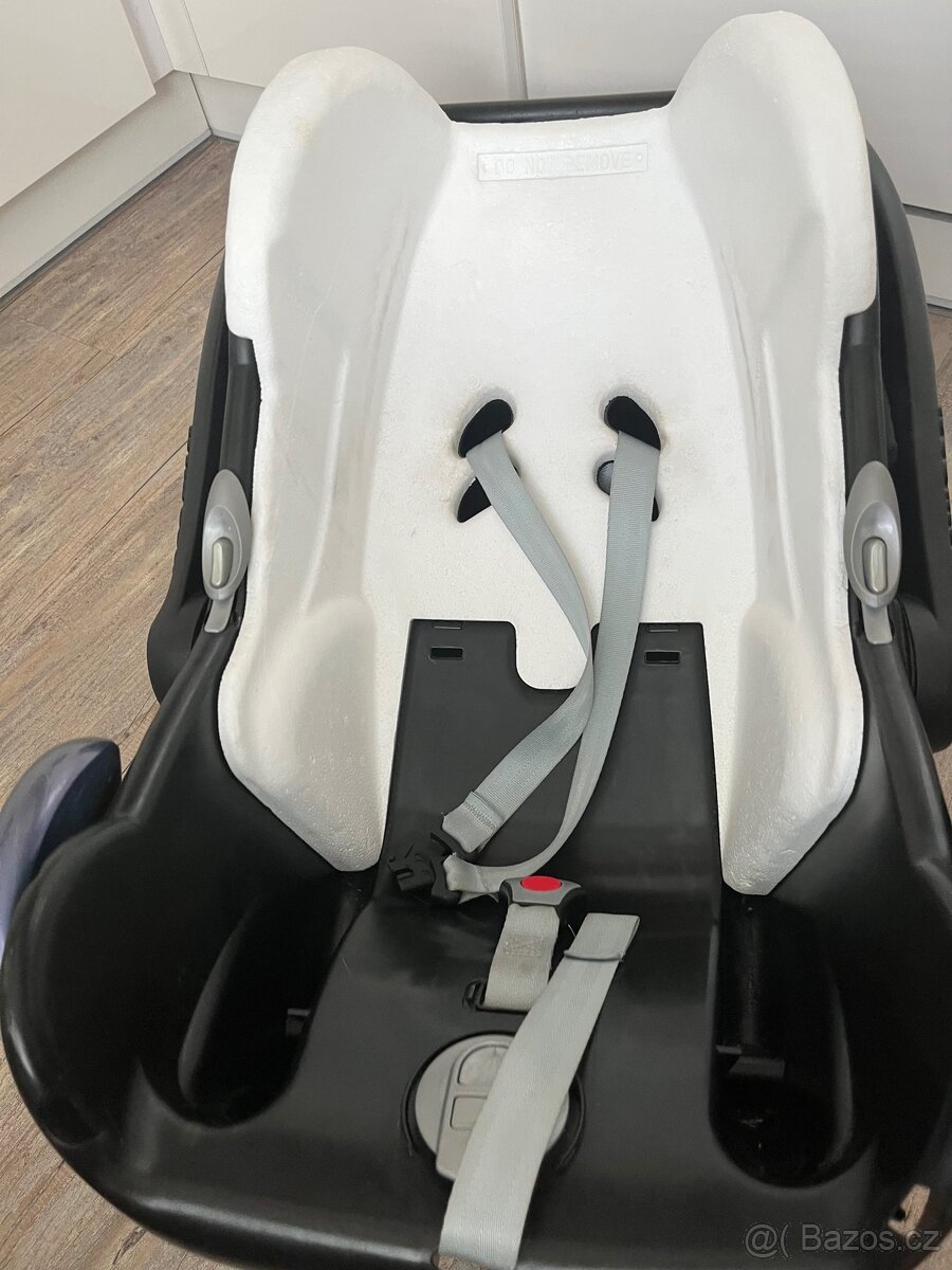 AUTOSEDAČKA MAXI COSI CABRIOFIX 0-13KG + ZÁKLADNA + PŘÍSL. - 8