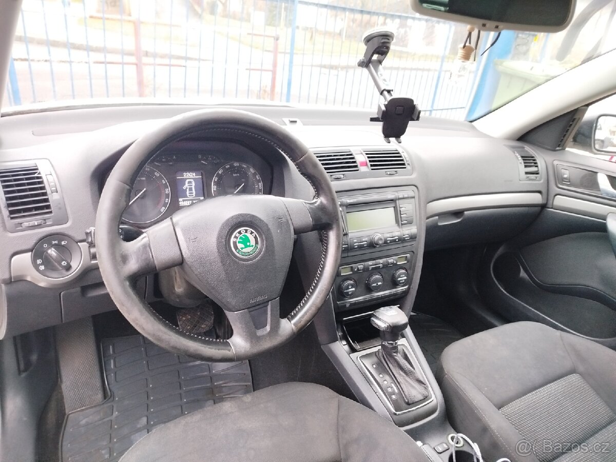 Škoda Octavia 2 103 kW automat - 8