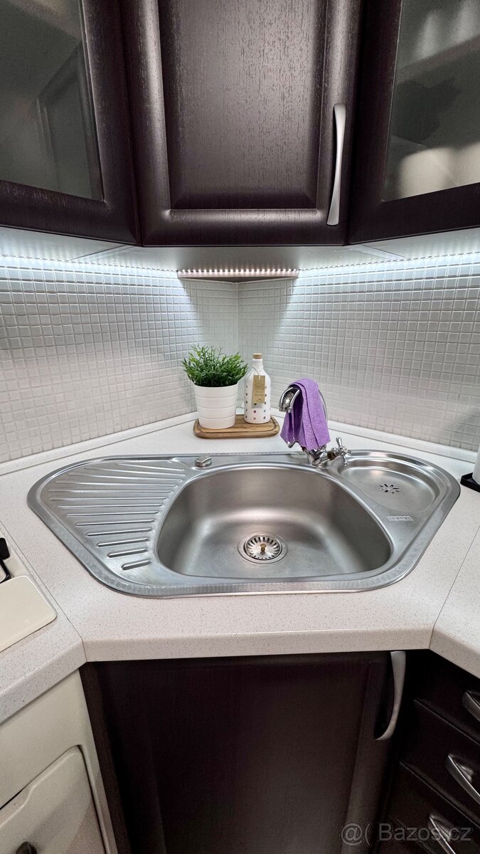 Kuchyňská linka - 8