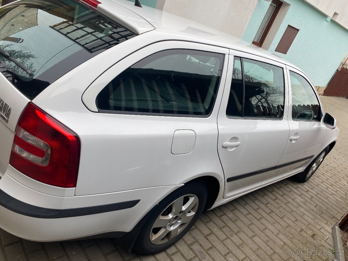 Škodu Octavii 2 - 8