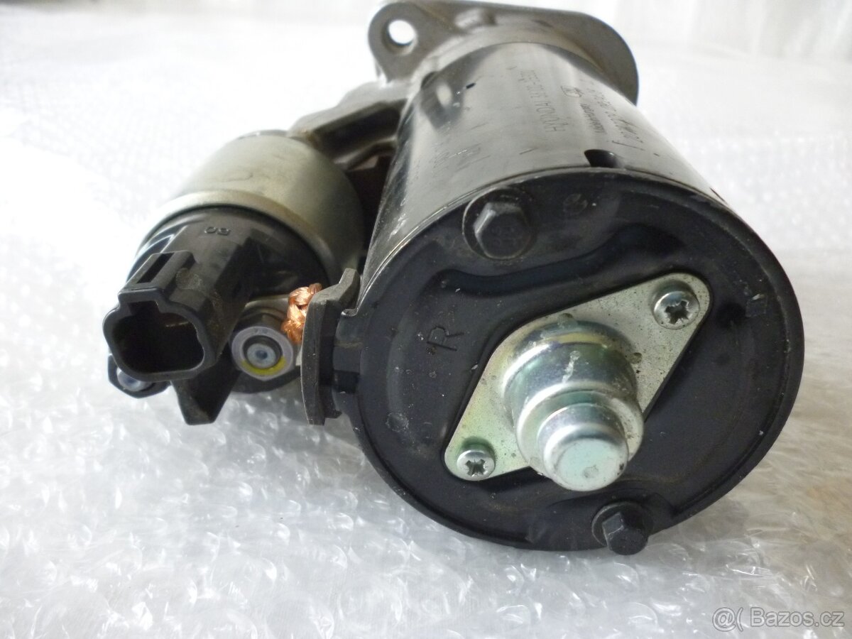 Kia CEED 1,6i : Startér 36100-2B300 - 8