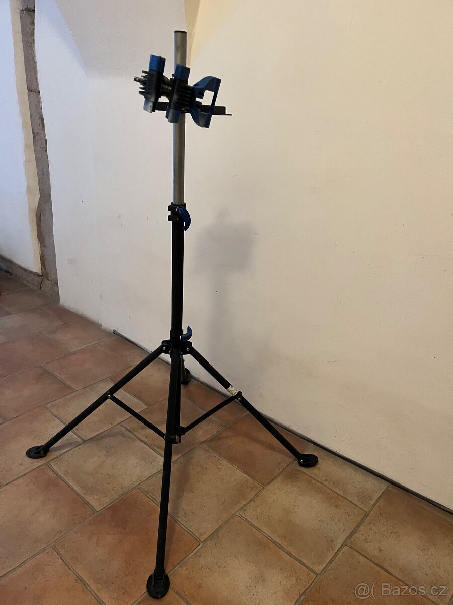 vybavení z bytu - levně - 8