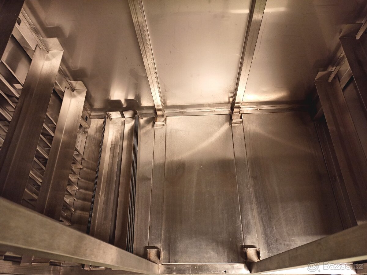 Nerezová skříň - 8