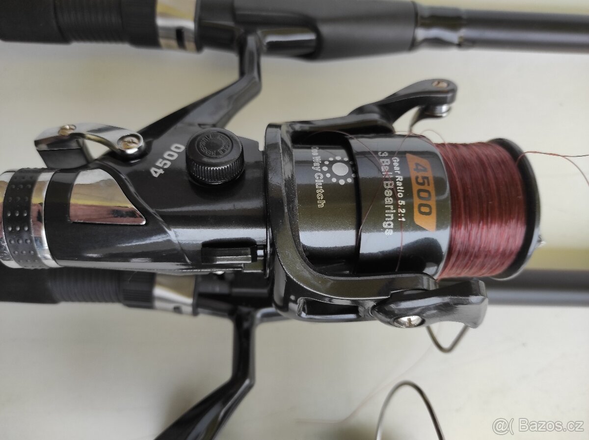 2ks rybářských dvoudílných prutů - 8