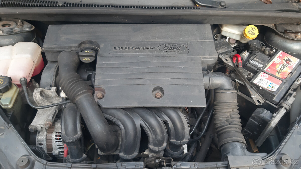 Ford Fiesta 1.4i - 8