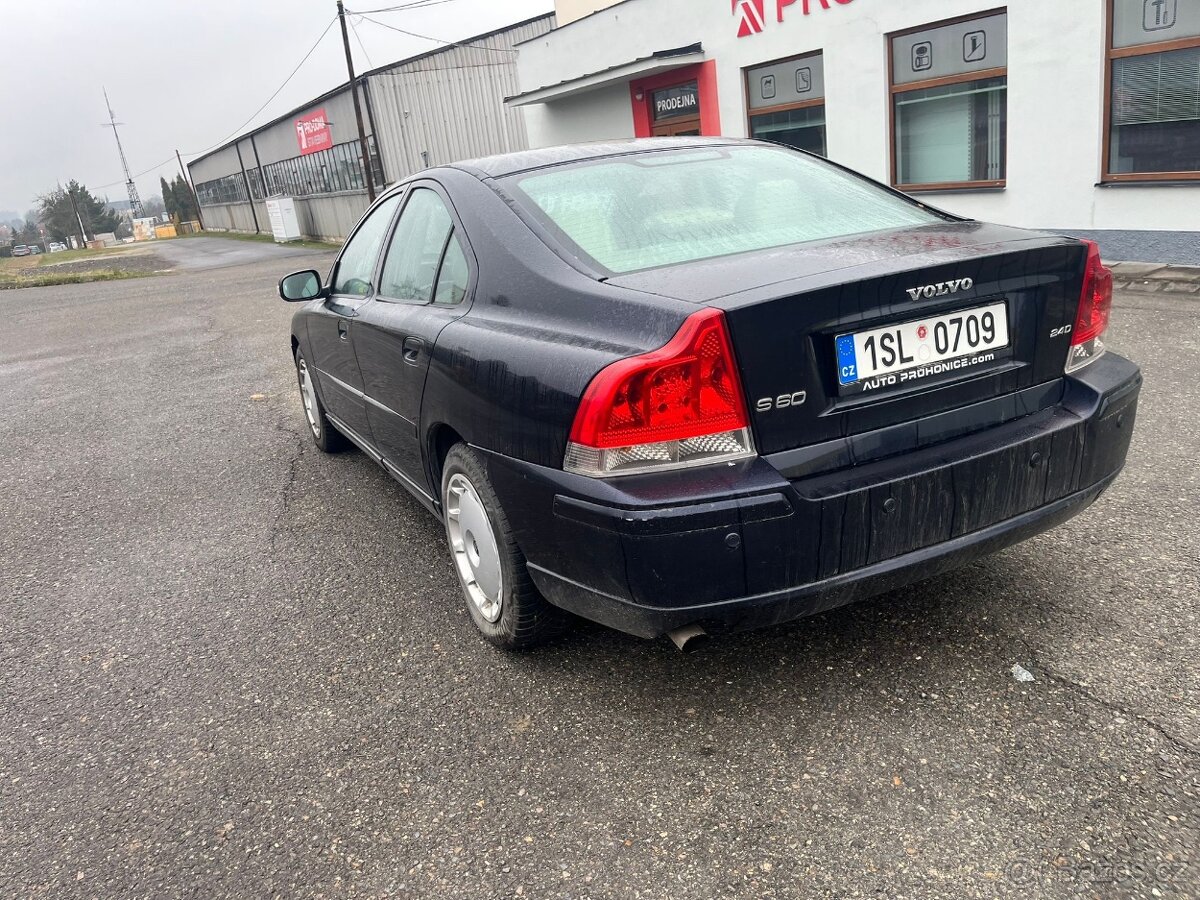 Volvo - 8