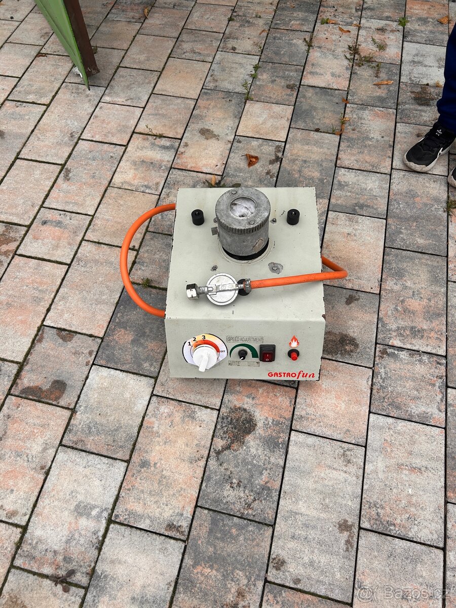 Stánek na cukrovou vatu i se strojem prodám jako celek - 8