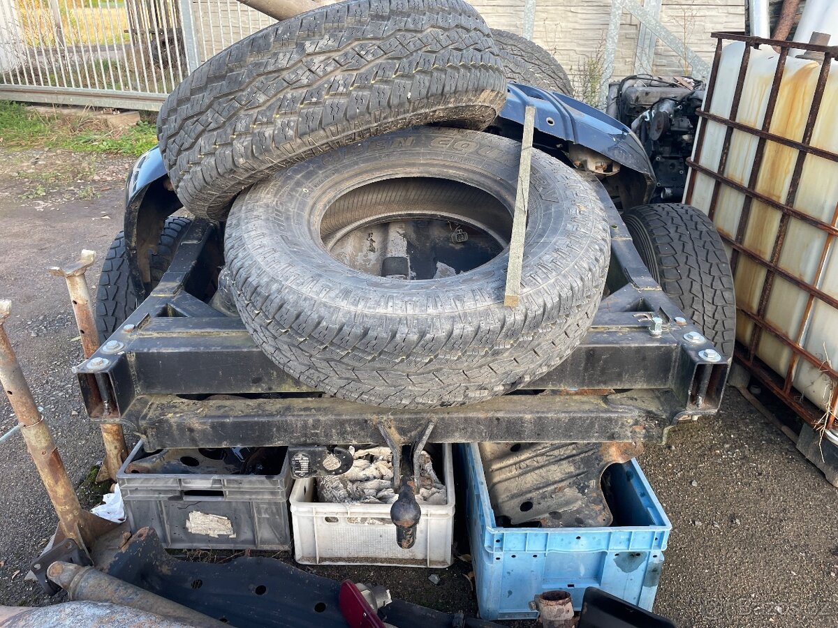 Nissan patrol y60 - 8