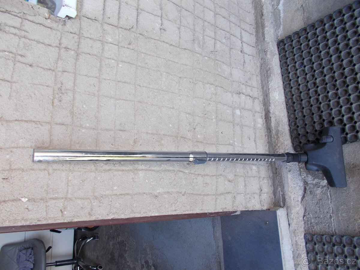 vysavač - 8