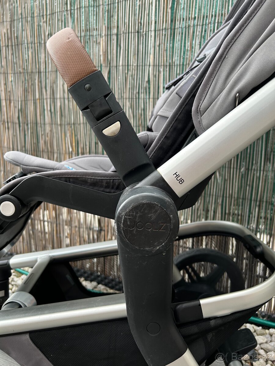 Kočárek Joolz Hub+ šedý - 8