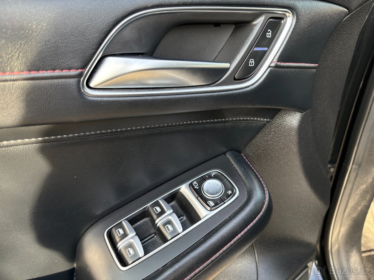 MG eHS 1,5 TGi Carplay,DPH, ACC - 8