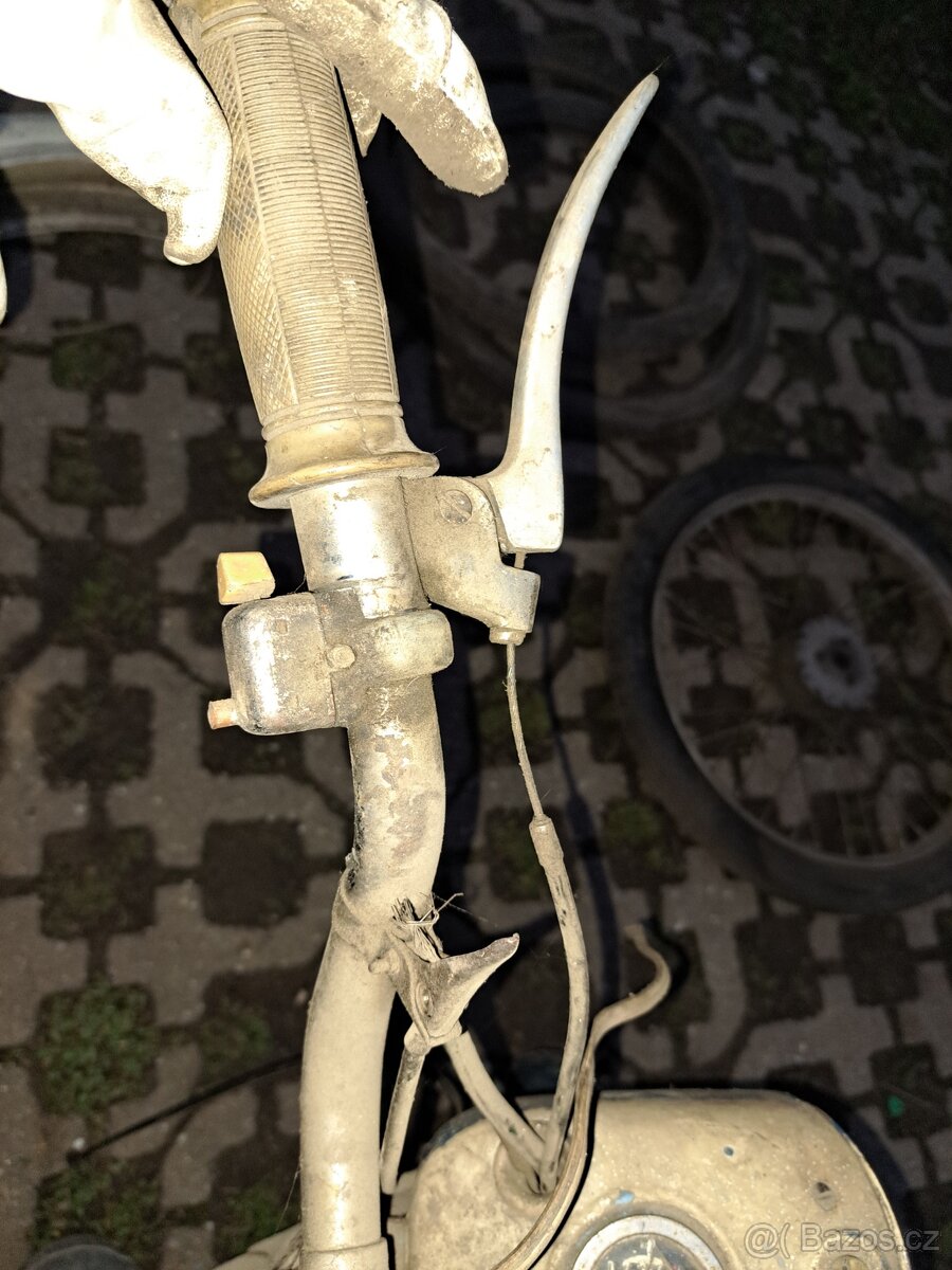 Prodám Stadion S22 2x - 8