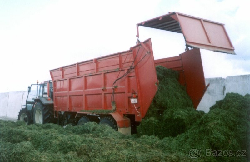 Rozmetadlo hnoje - chlévské mrvy - nosnost 14 tun - 8