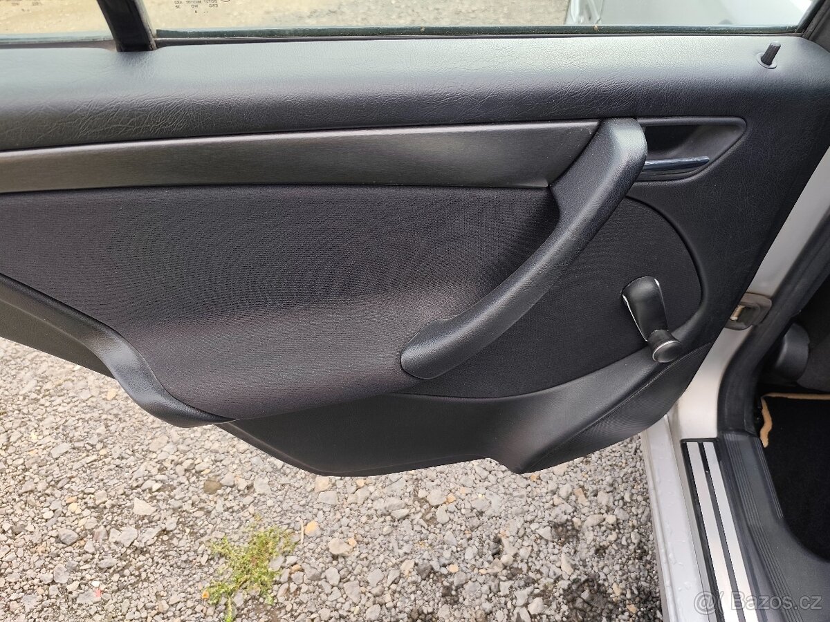 Mercedes C200 CDI T - 8