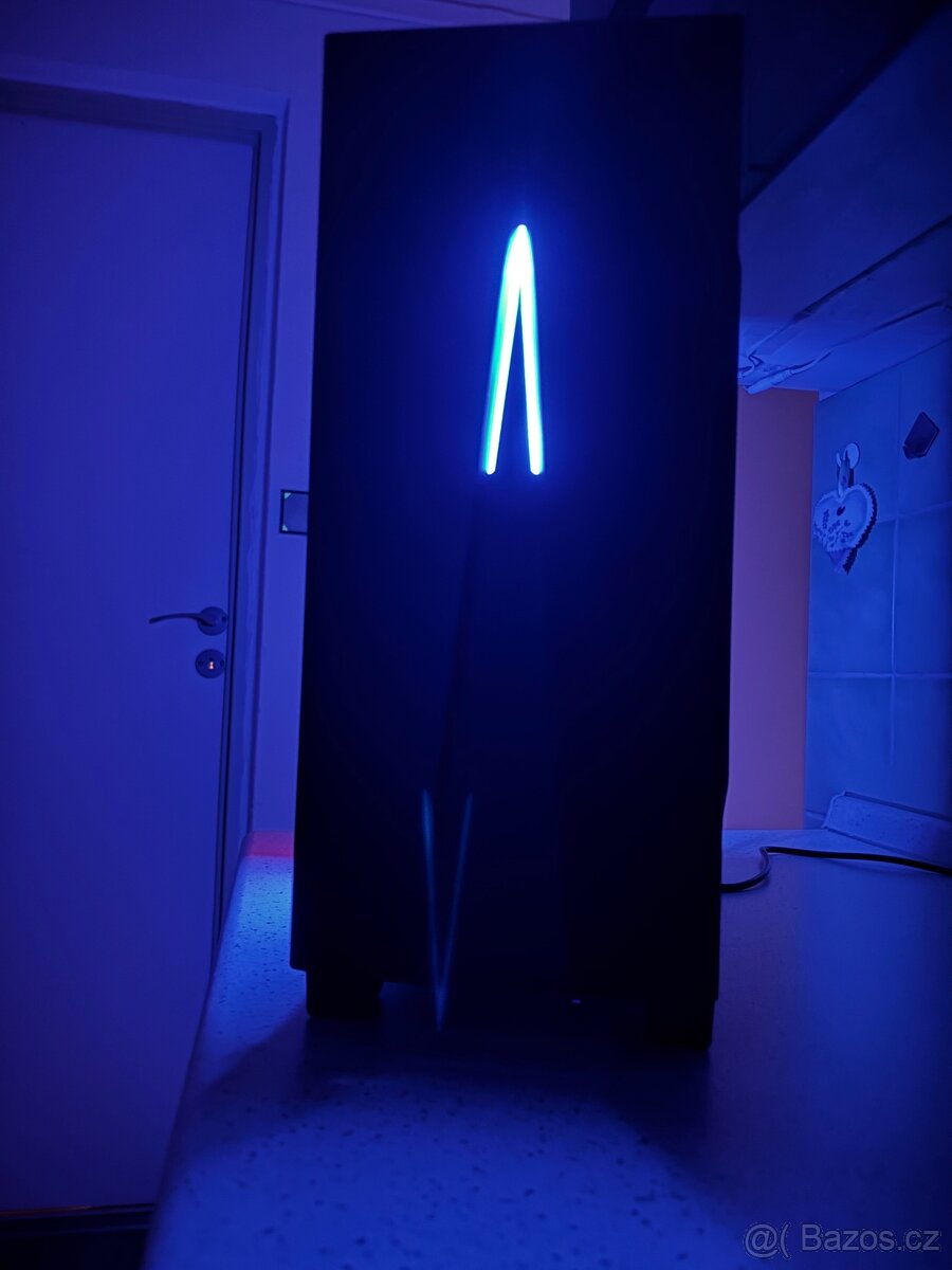 Herní počítač i5 + 5700xt 8GB + SSD - 8